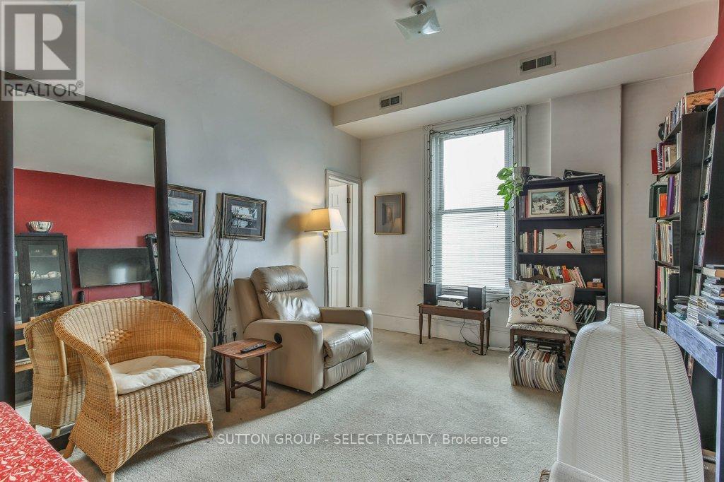 330 Burwell Street Property Photo 5