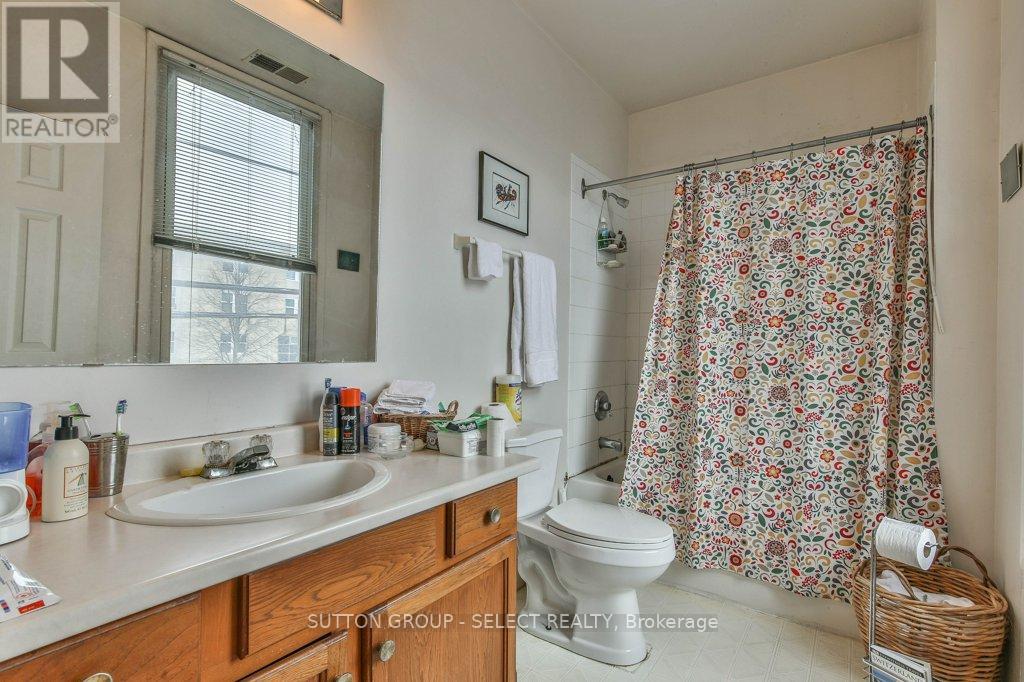 330 Burwell Street Property Photo 7