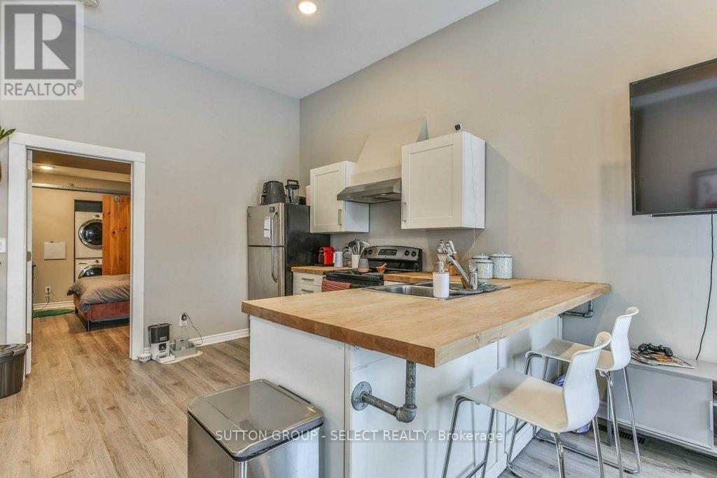 330 Burwell Street Property Photo 15
