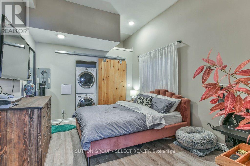 330 Burwell Street Property Photo 16