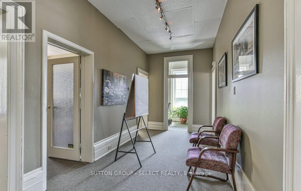 330 Burwell Street Property Photo 35
