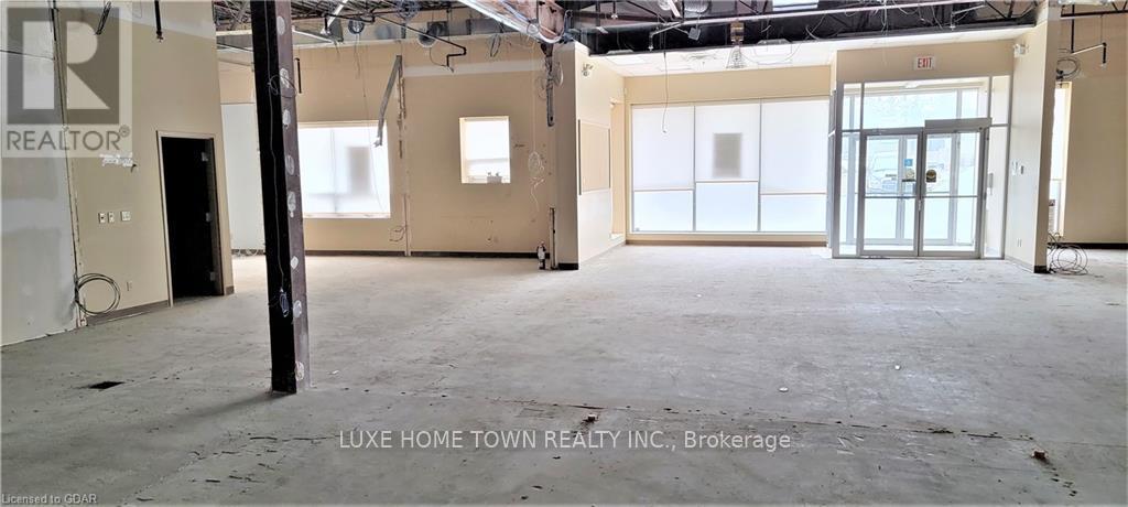 753 Tower Street S Property Photo 4