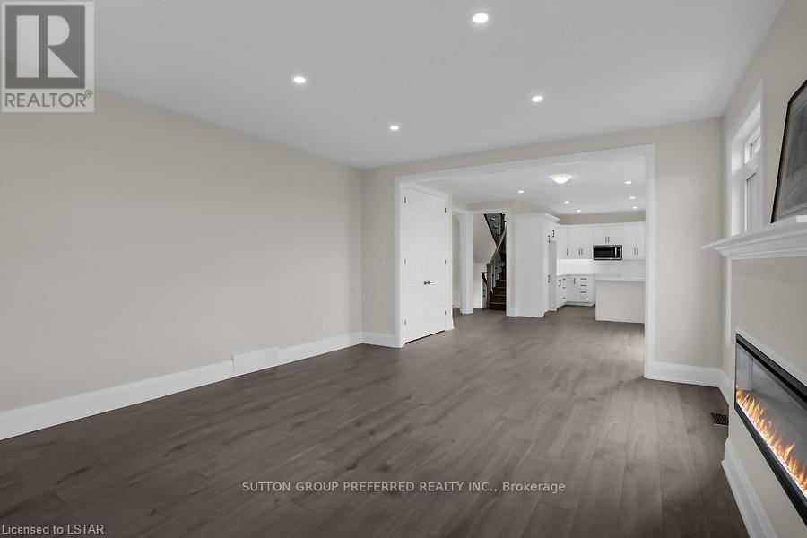 252 Leitch Street Property Photo 18