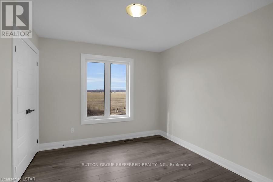 252 Leitch Street Property Photo 27
