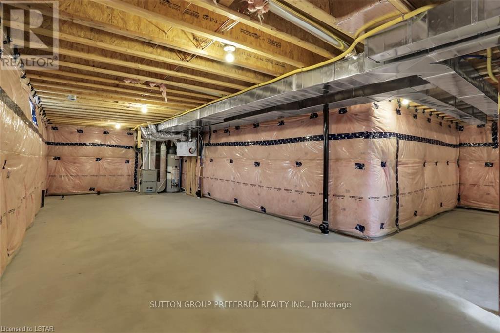 252 Leitch Street Property Photo 37