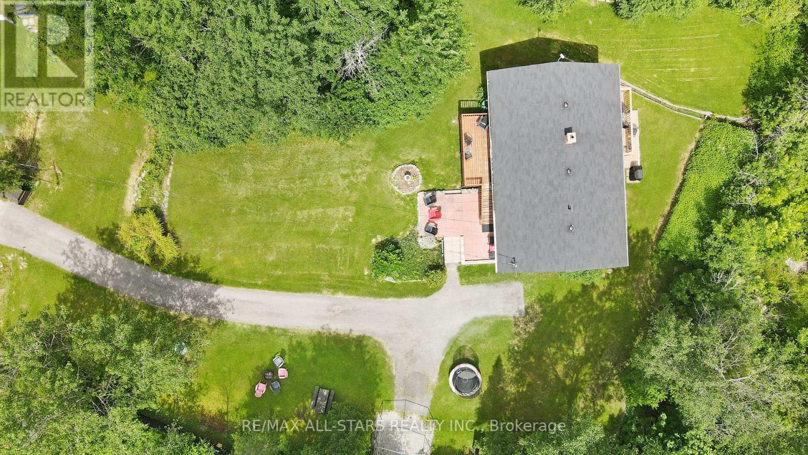 43 Sturgeon Glen Road Property Photo 2