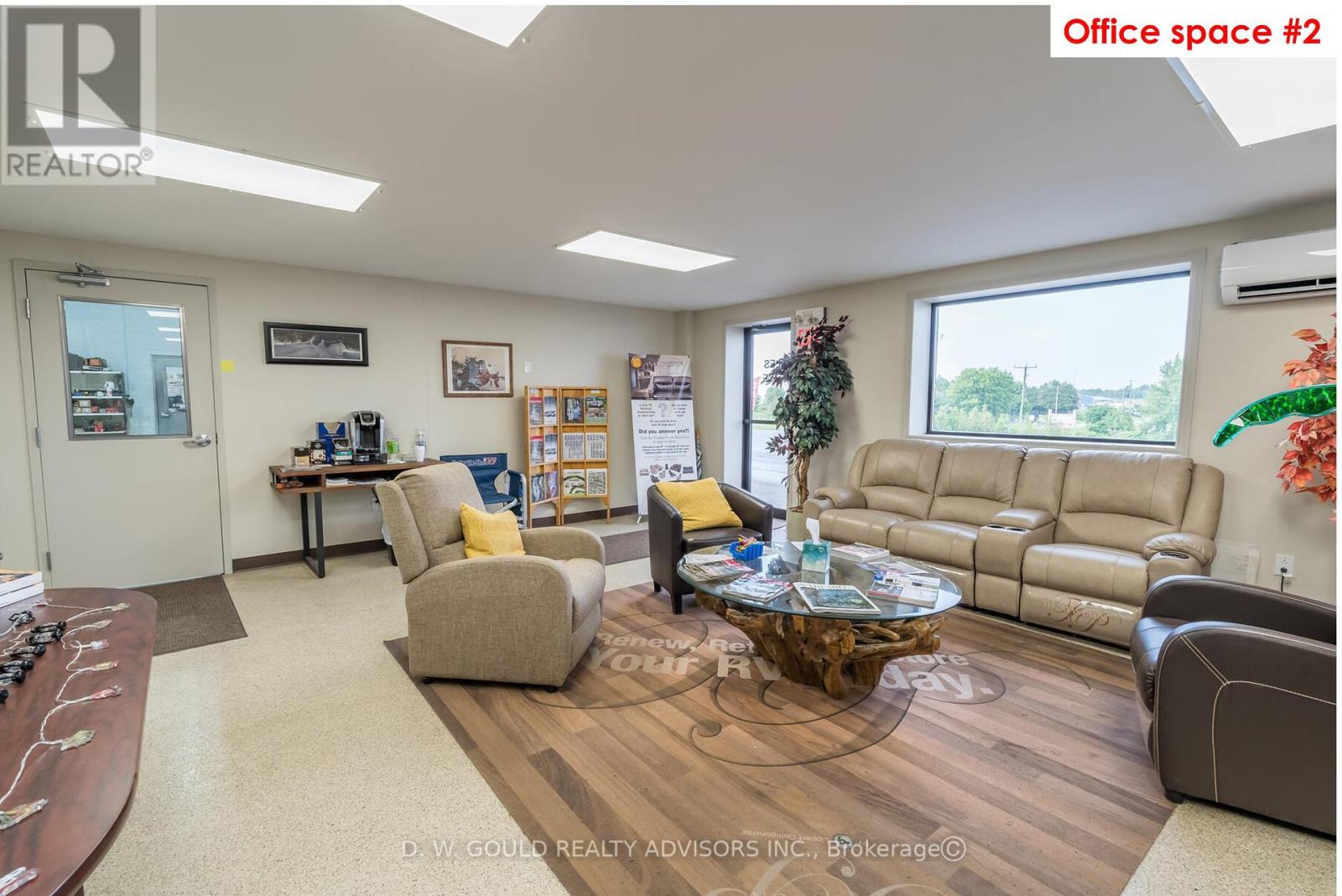9577 Sideroad 17 Property Photo 35
