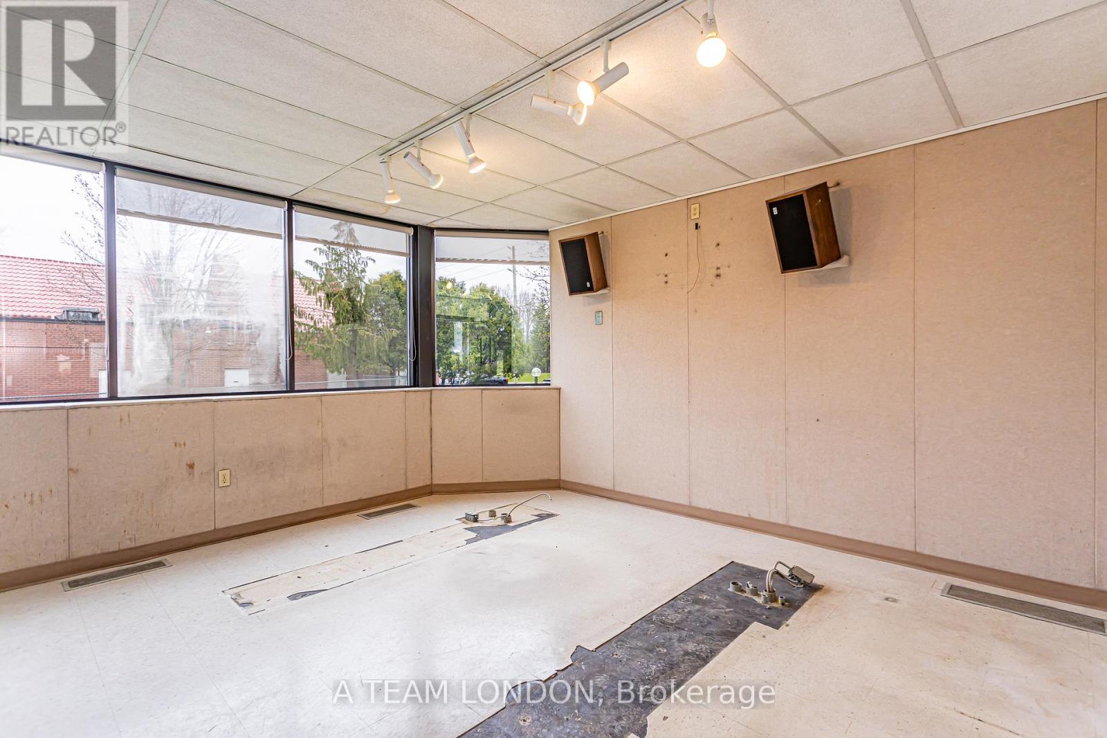 743 Wellington Road Property Photo 22