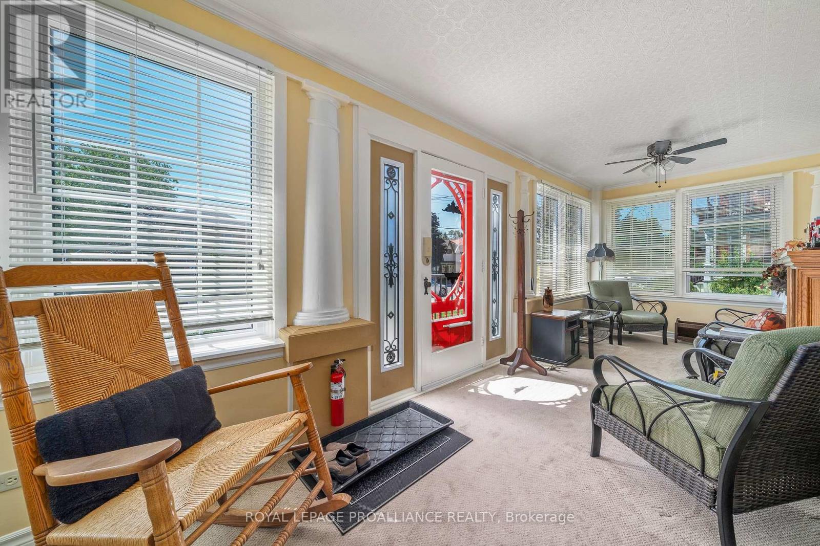 41 King Street Property Photo 6