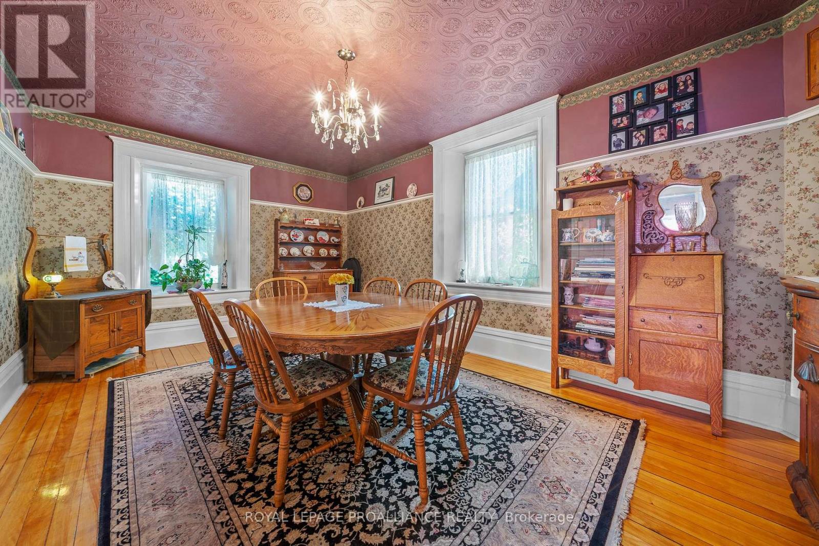 41 King Street Property Photo 10