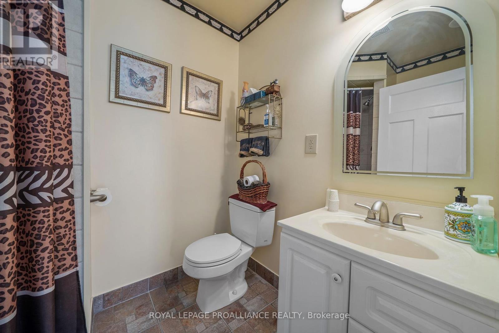 41 King Street Property Photo 23