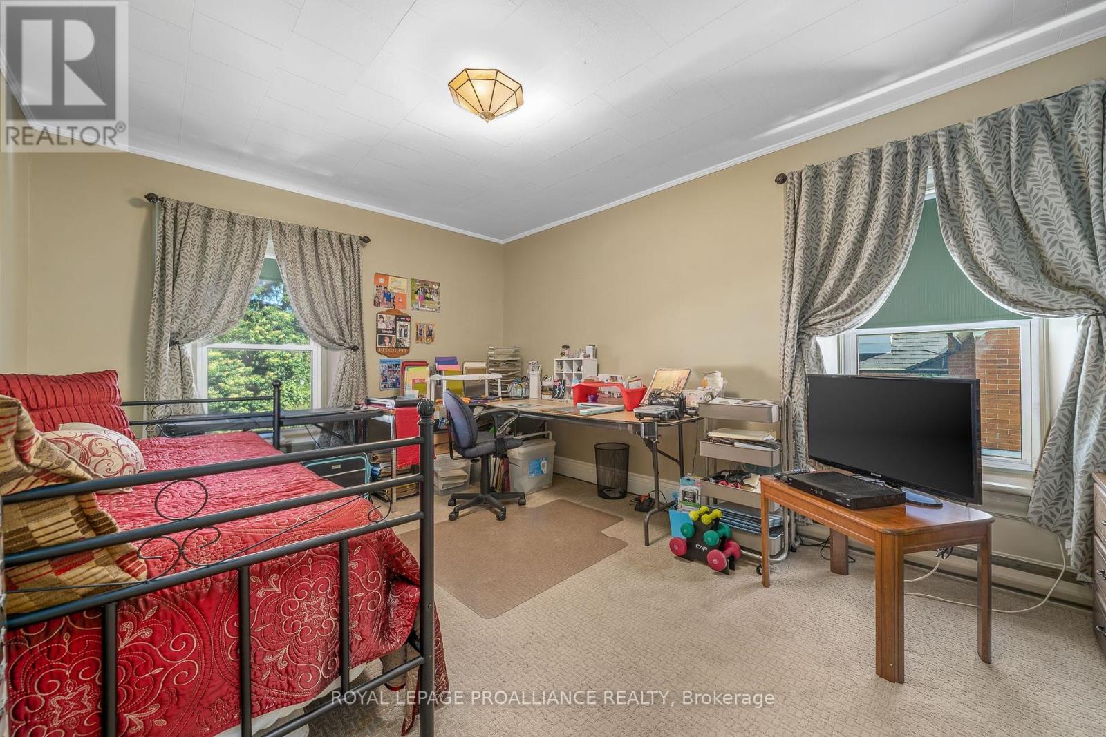 41 King Street Property Photo 26
