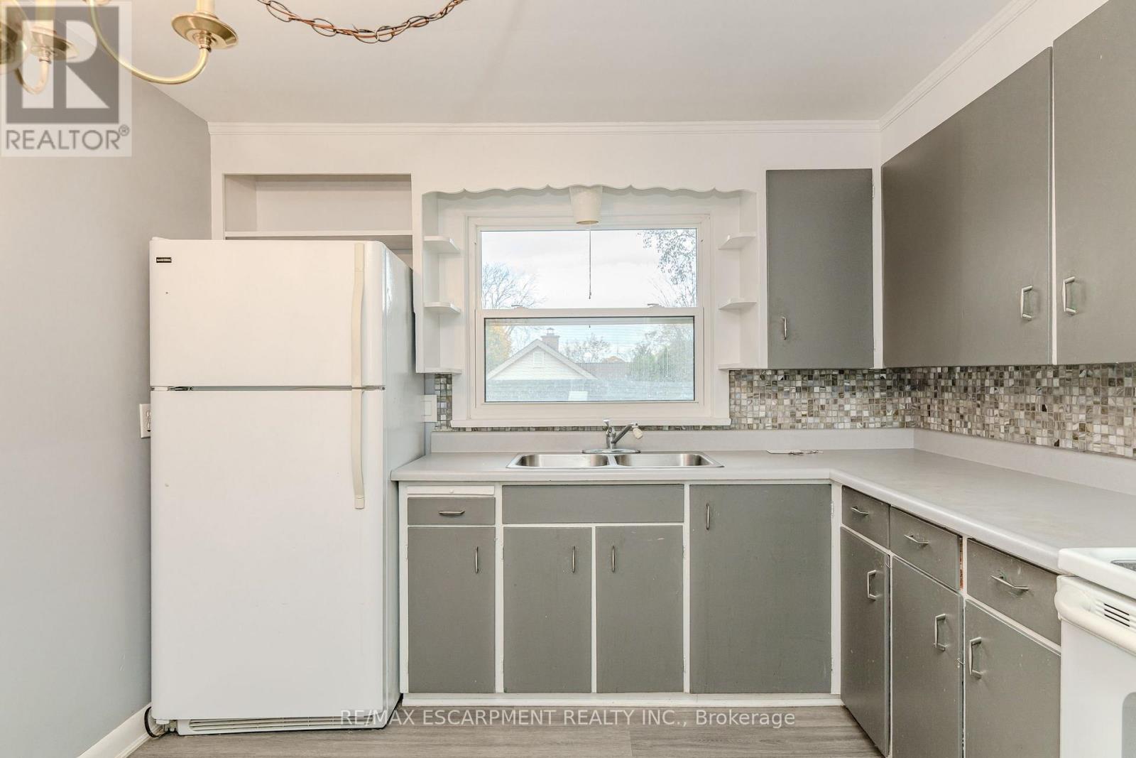 58 Mildred Avenue Property Photo 20