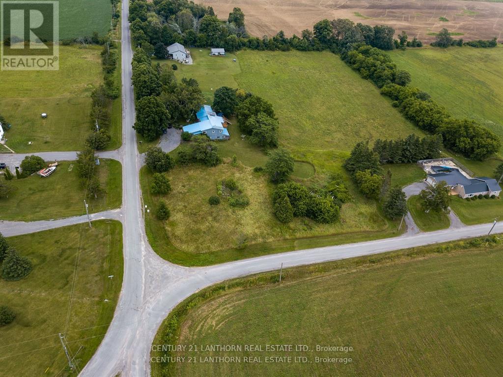 245 Kelly Road Property Photo 3
