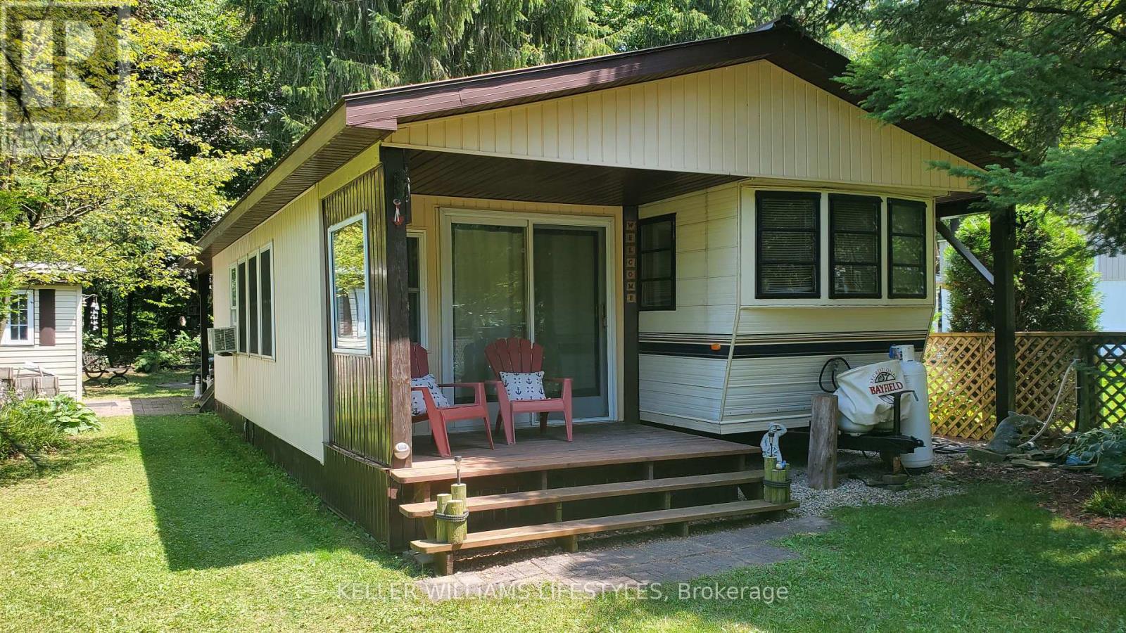 425 - 76735 Wildwood Line Property Photo 1