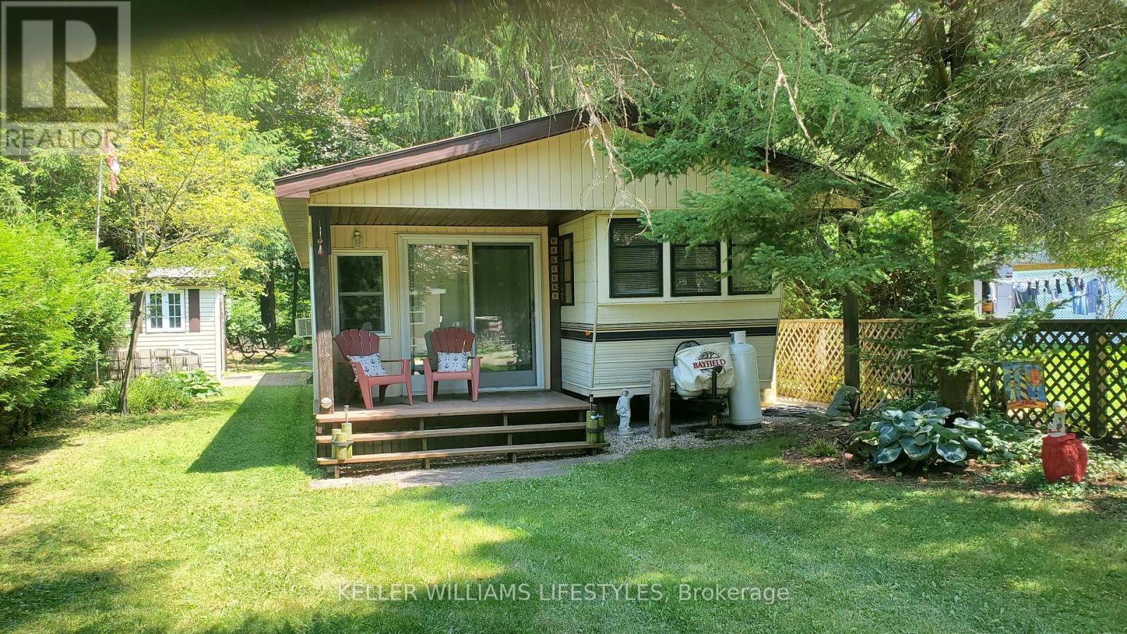 425 - 76735 Wildwood Line Property Photo 3