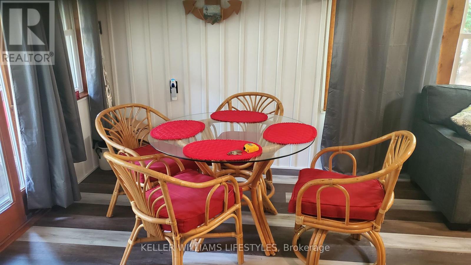 425 - 76735 Wildwood Line Property Photo 17