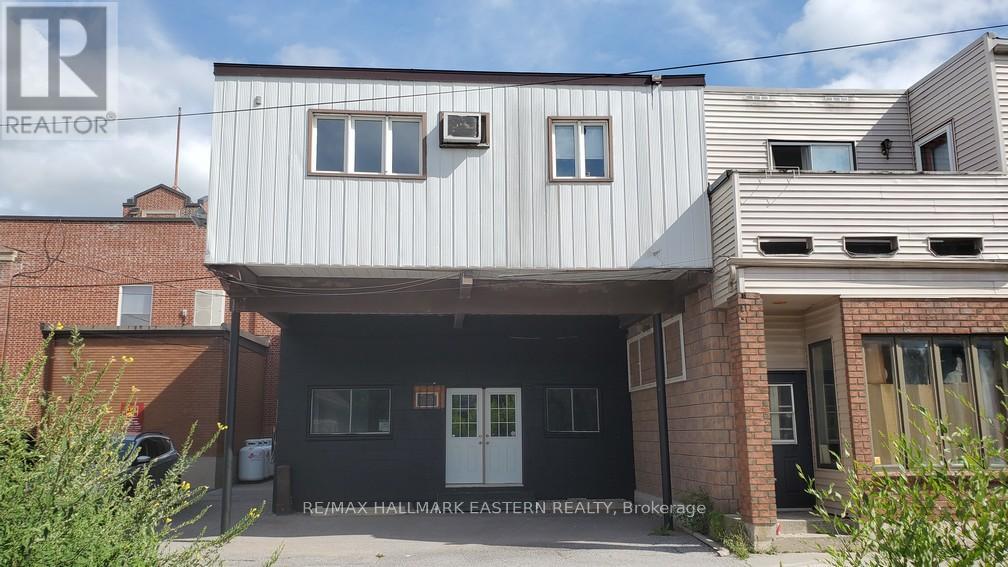 33 Colborne Street Property Photo 5
