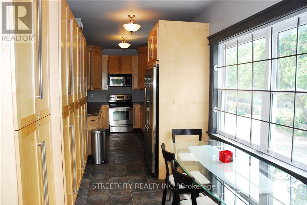 201 - 339 Horton Street E Property Photo 5