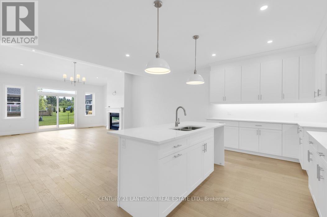 69 Seymour Street W Property Photo 14