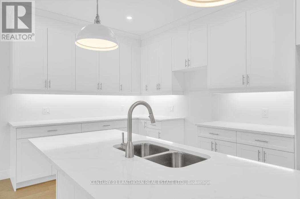 69 Seymour Street W Property Photo 19