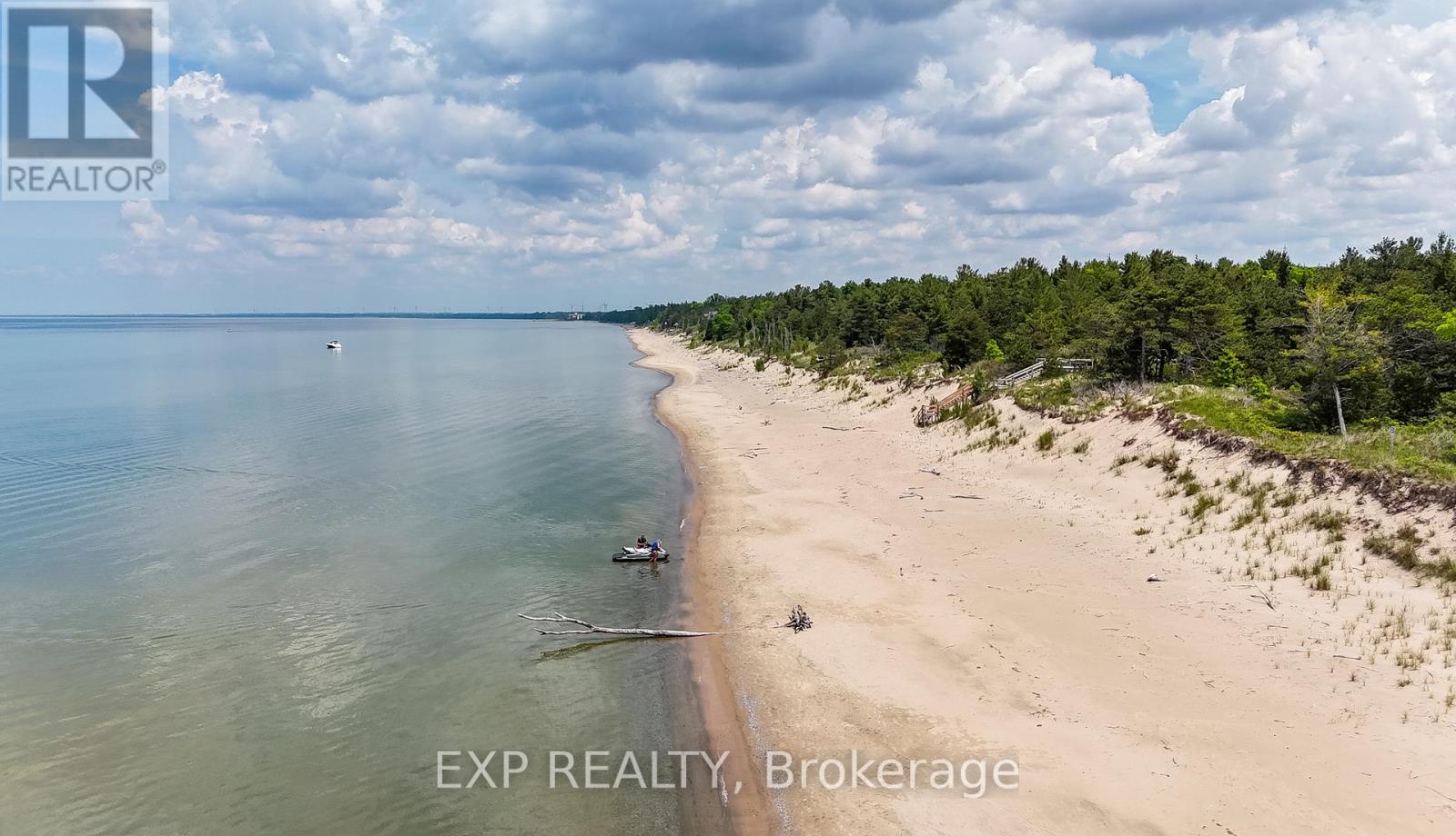 9928 Eric Street Property Photo 8