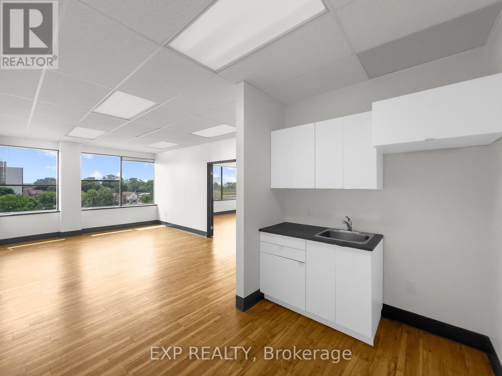 405 - 43 Church Street E Property Photo 9