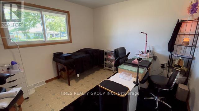 295 Road 2 W Property Photo 12
