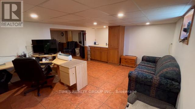 295 Road 2 W Property Photo 17