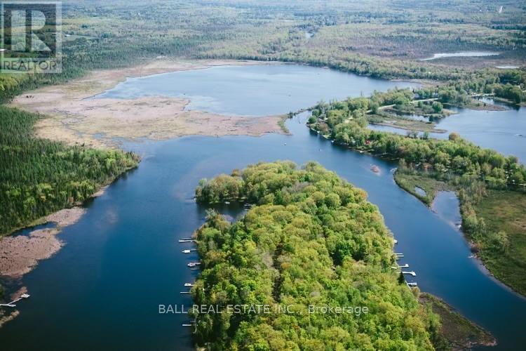 66 Dewey's Island Property Photo 5