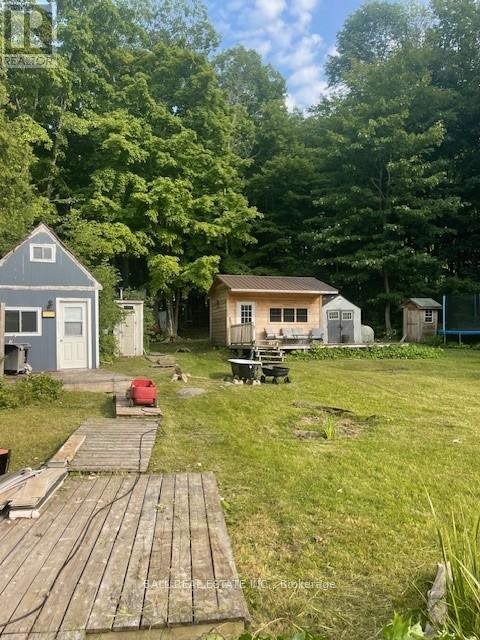 66 Dewey's Island Property Photo 13