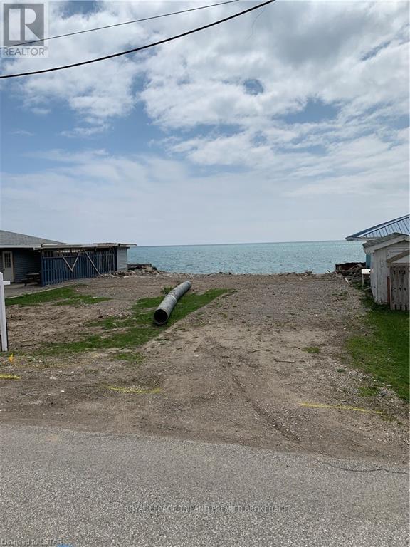 18094 Erie Shore Drive Property Photo 10