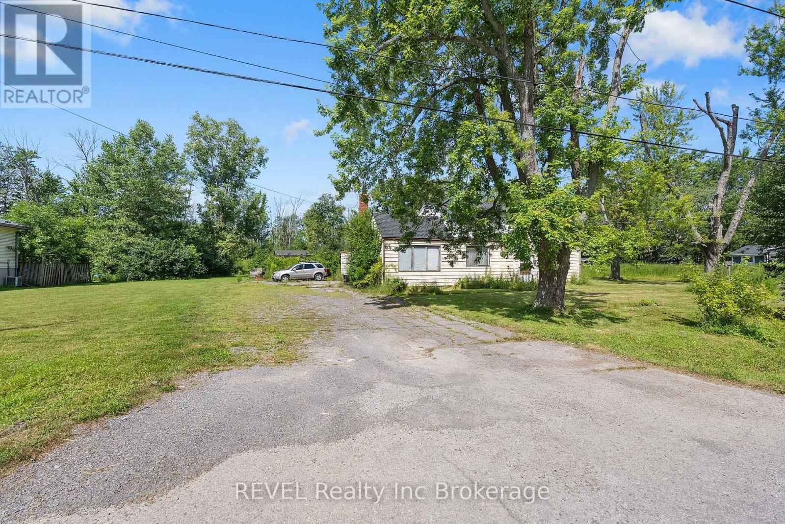 519 Buffalo Road Property Photo 6