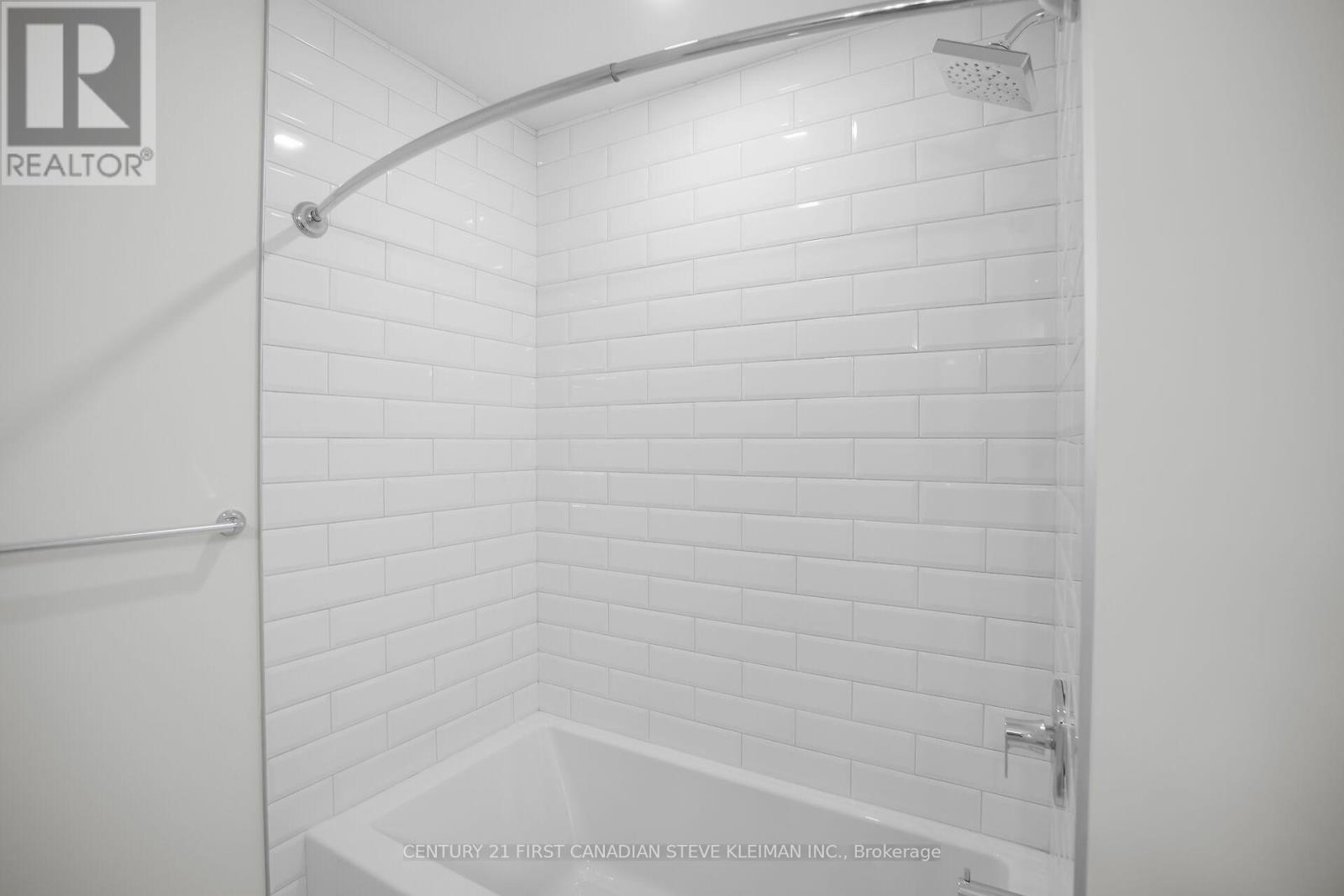 45 - 2700 Buroak Drive Property Photo 16