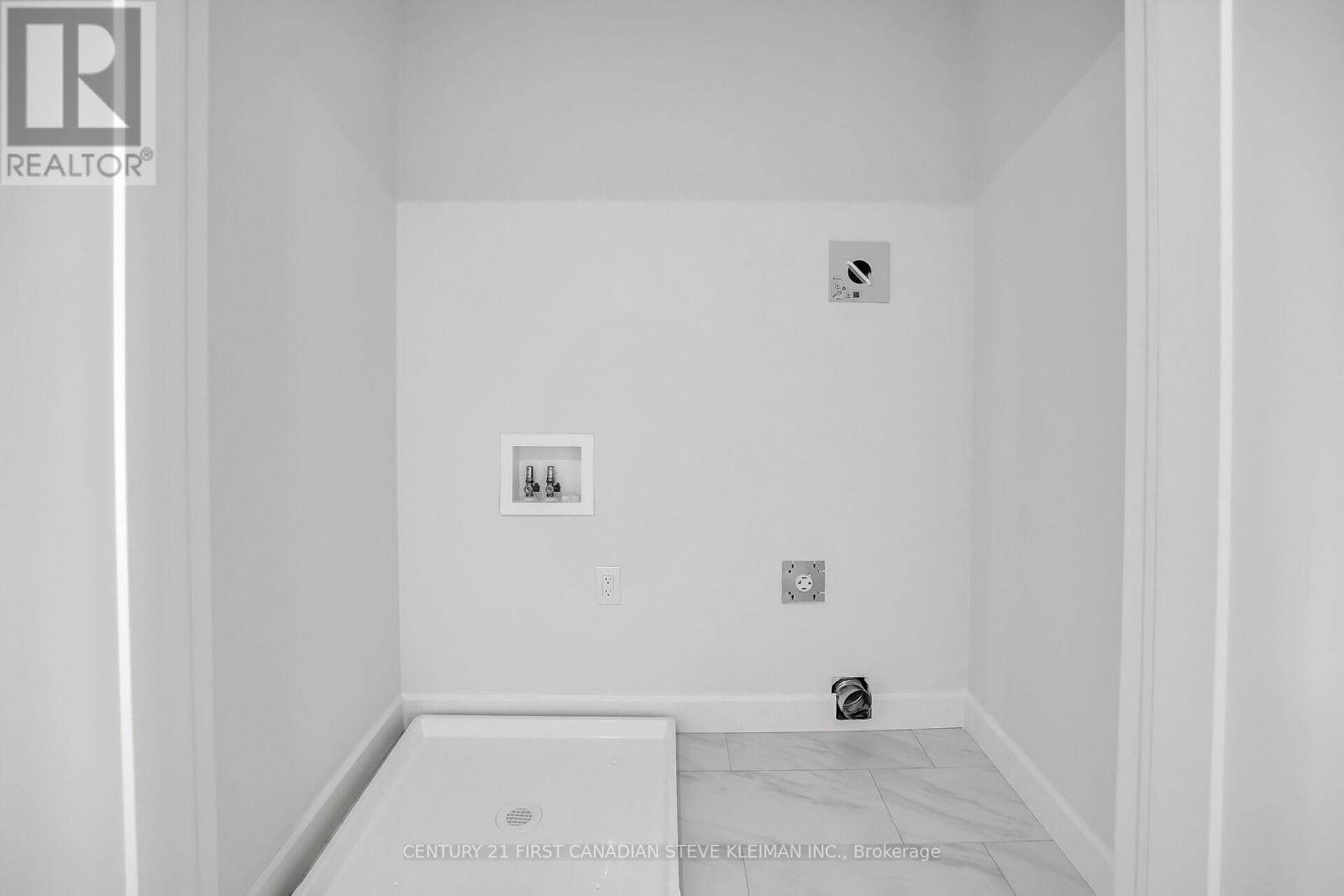 45 - 2700 Buroak Drive Property Photo 20
