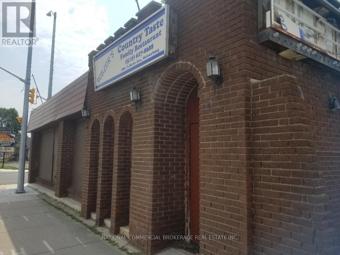 50 Forhan Street Property Photo 6
