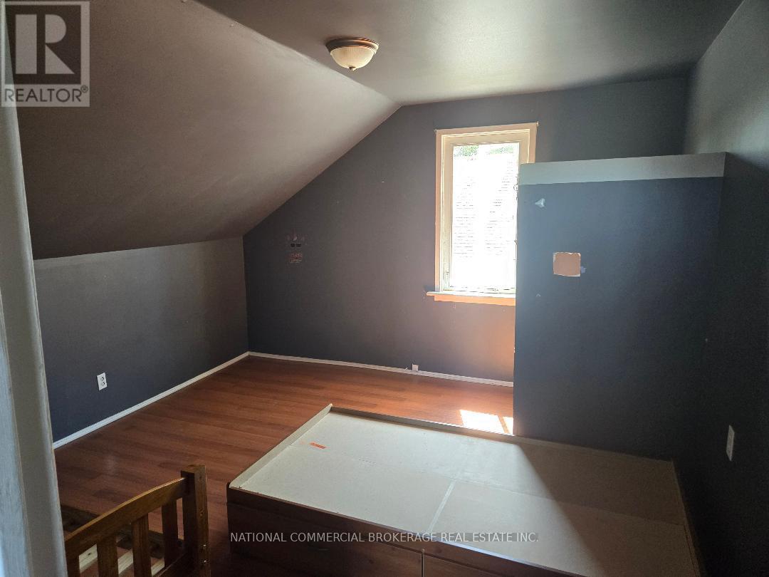 50 Forhan Street Property Photo 9