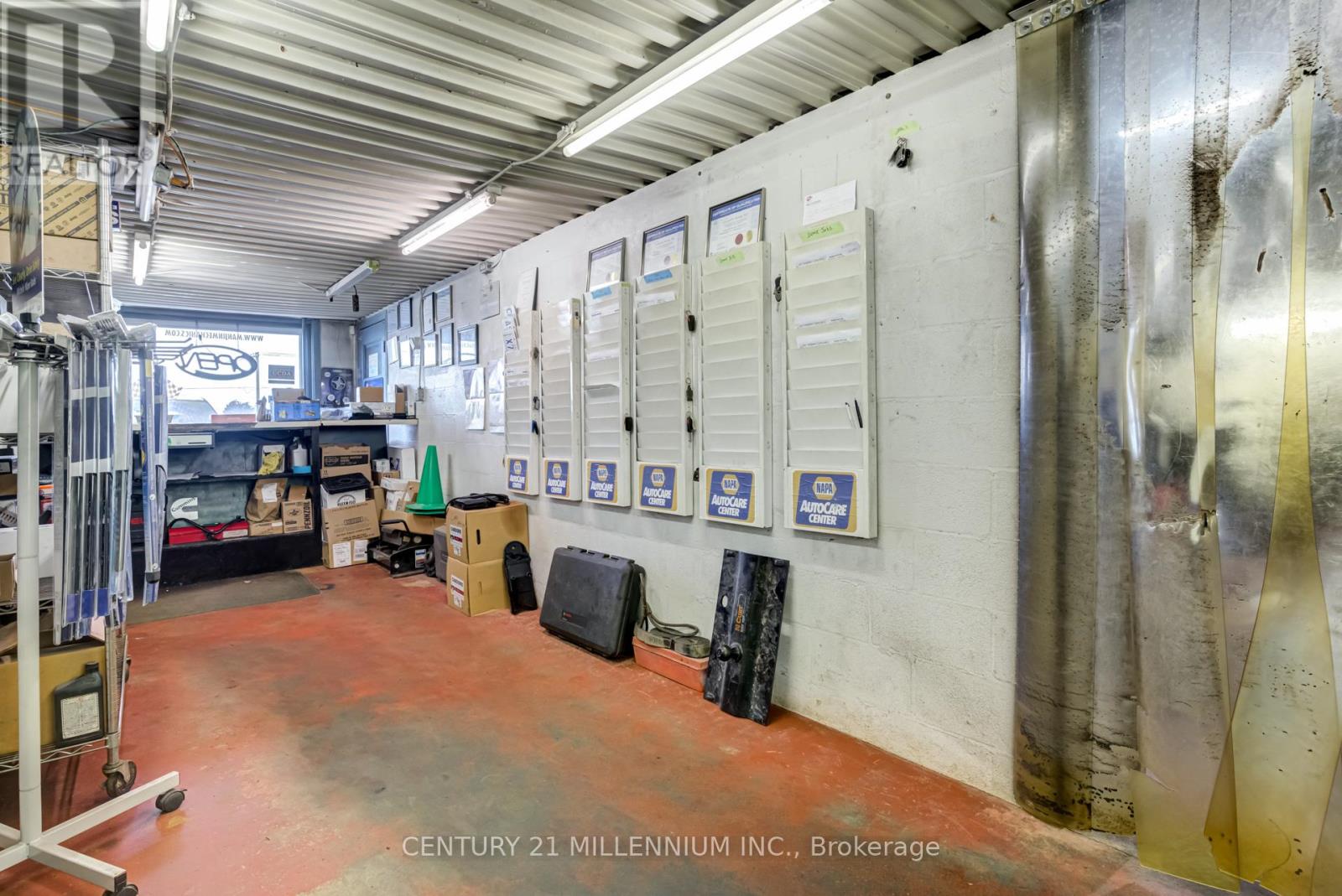 41401 Amberley Road Property Photo 14