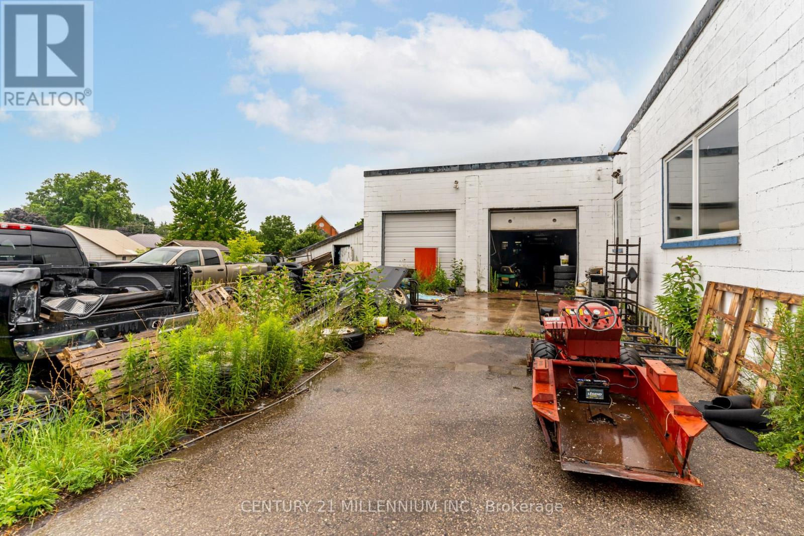 41401 Amberley Road Property Photo 30