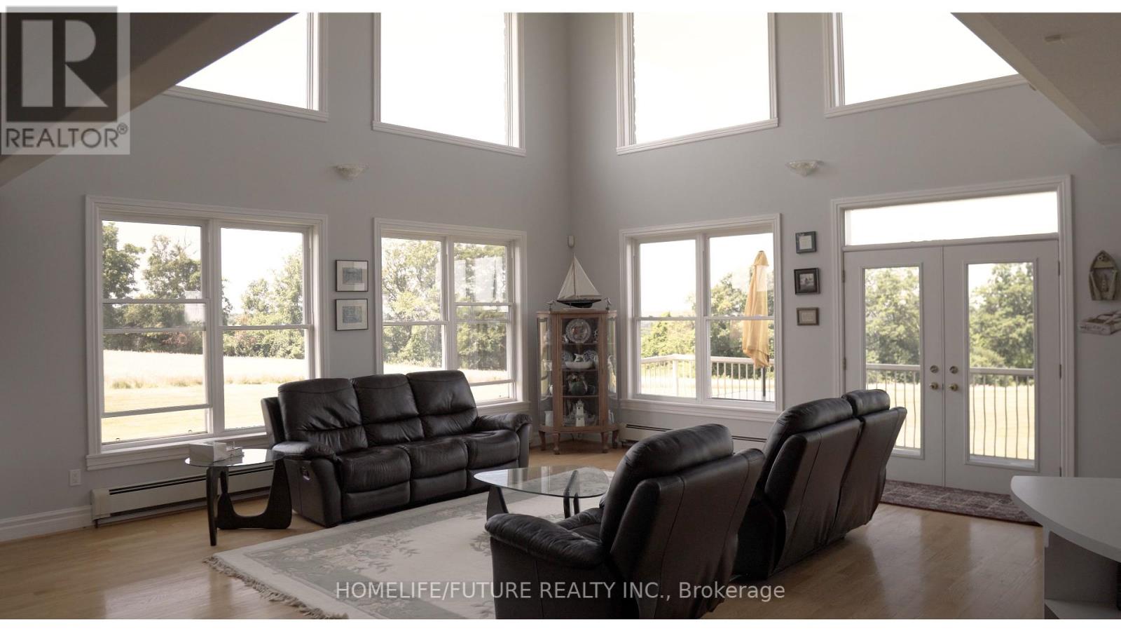 9431 Stevenson Road Property Photo 10