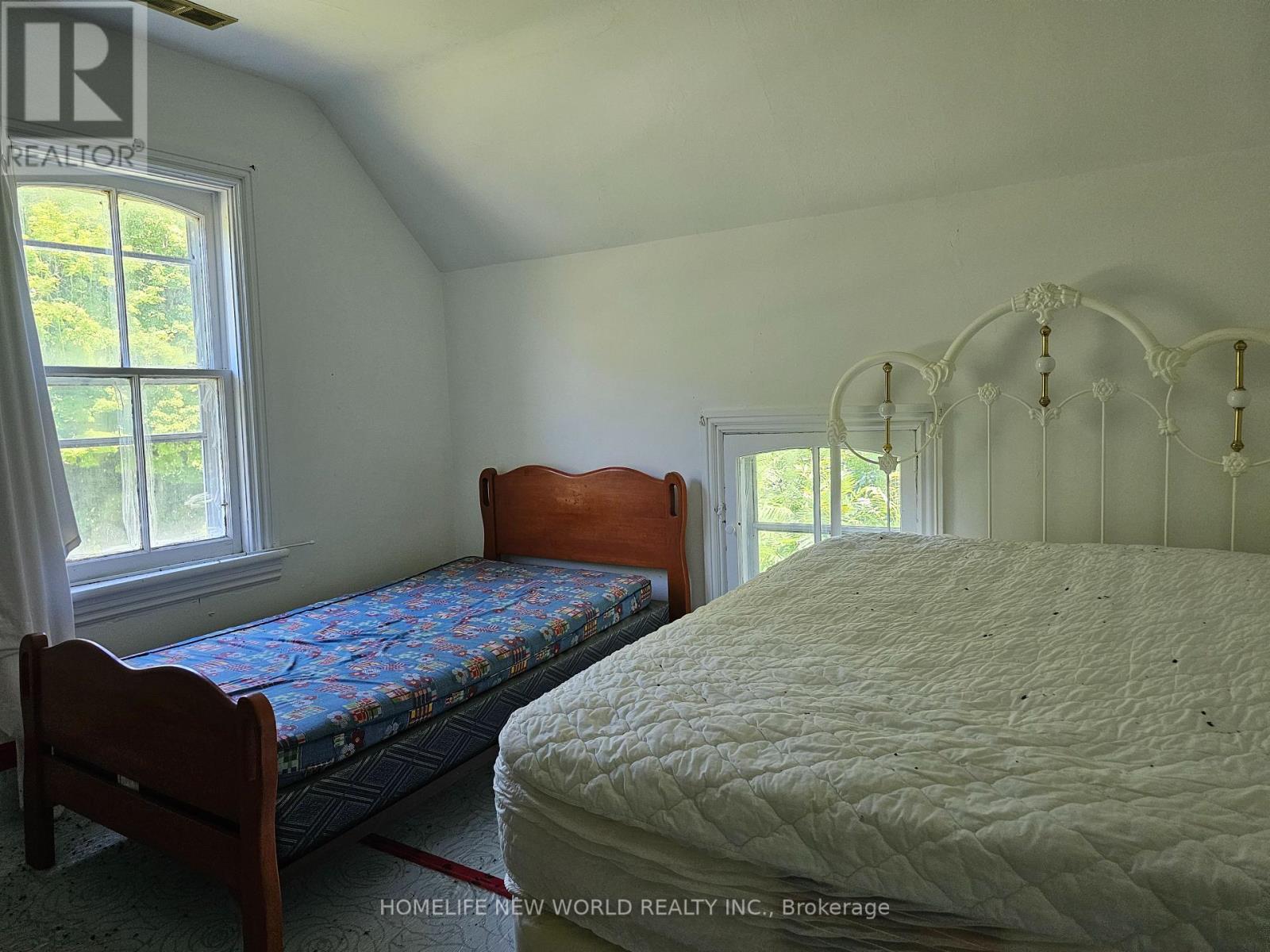 1082 Sand Bay Road Property Photo 15