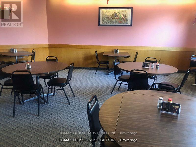 842 Princess Street Property Photo 8