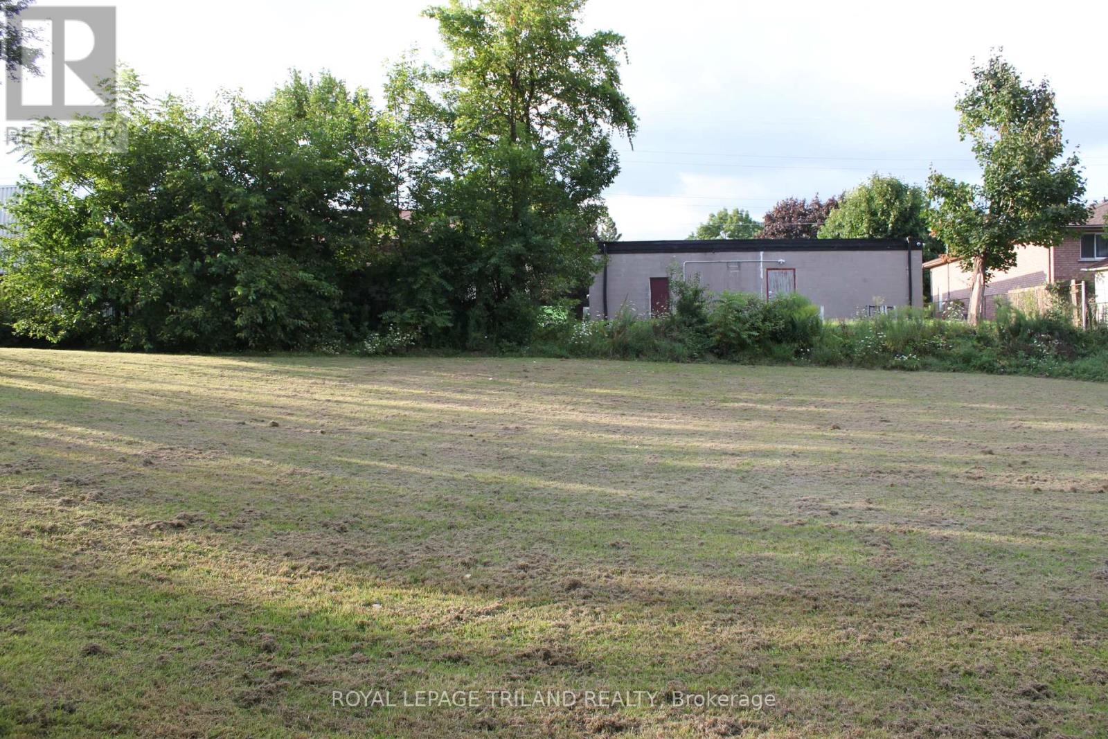 6566 Drummond Road Property Photo 7