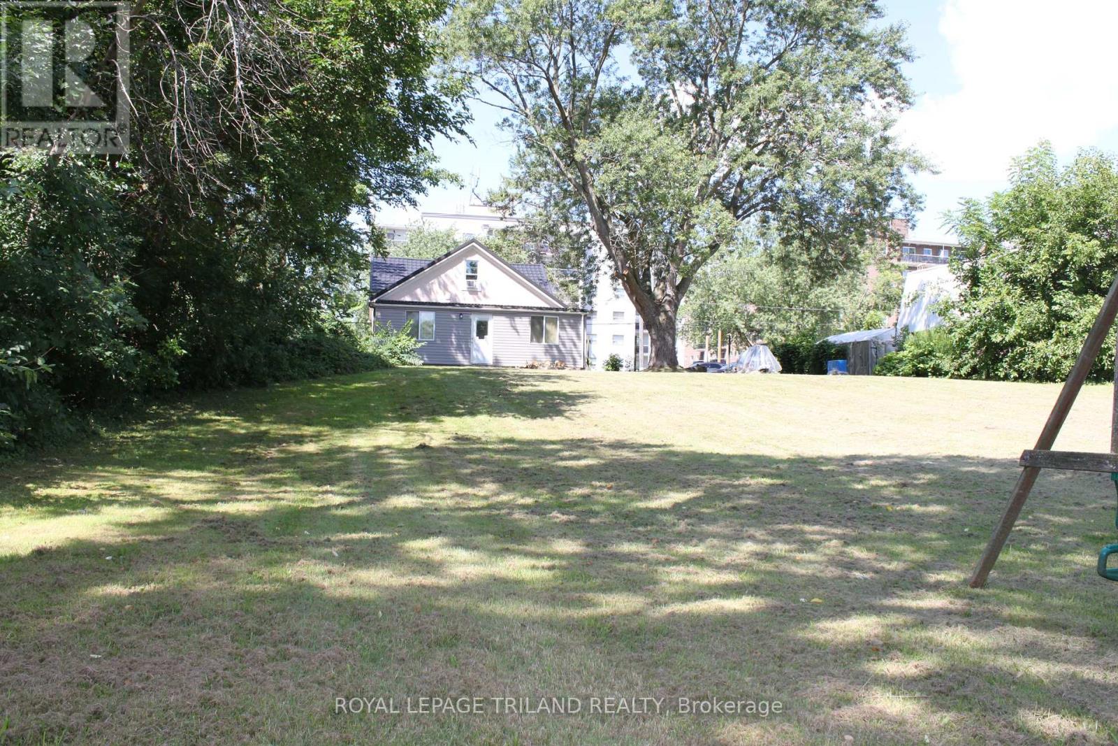 6566 Drummond Road Property Photo 18