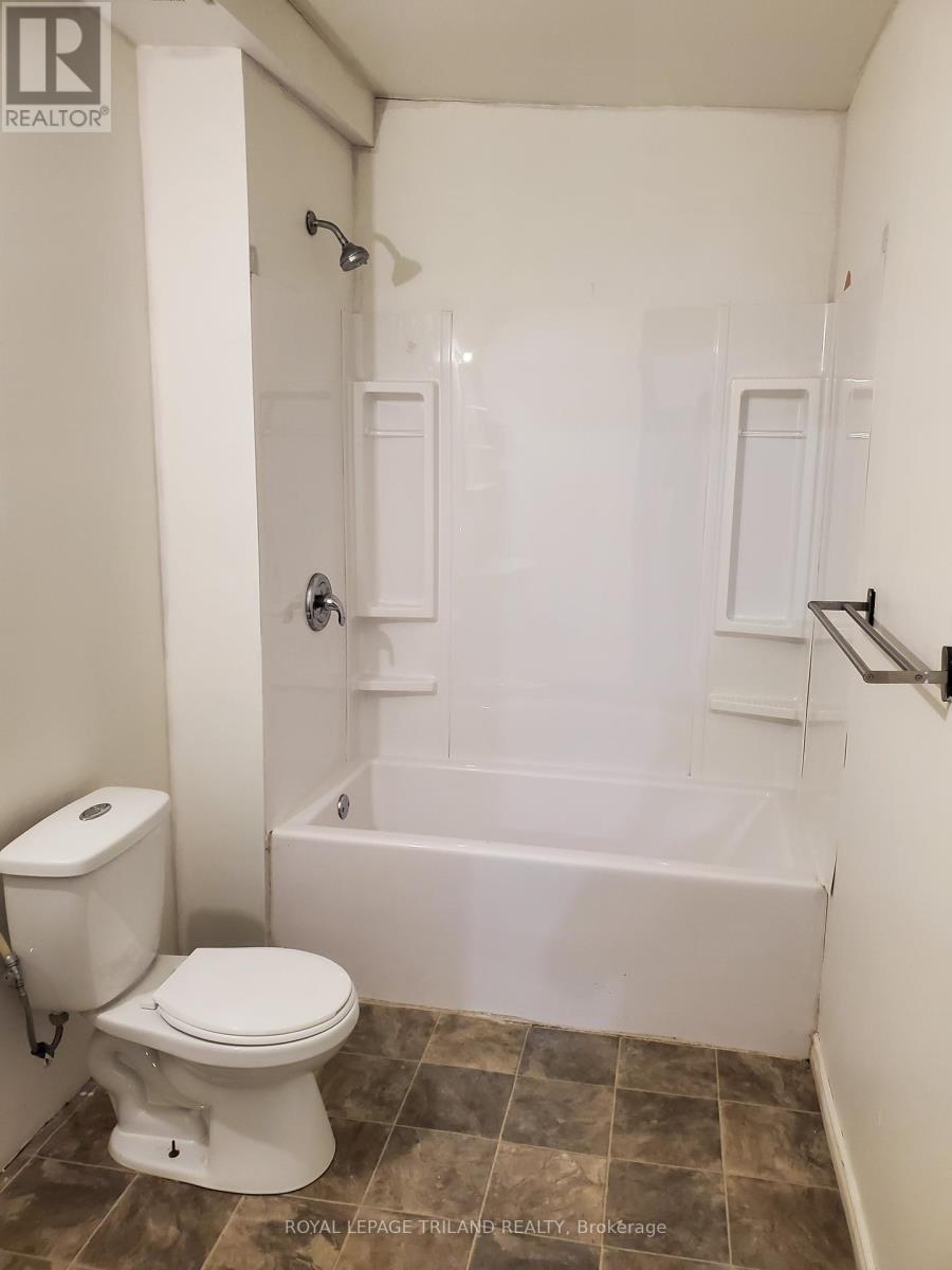 6566 Drummond Road Property Photo 25