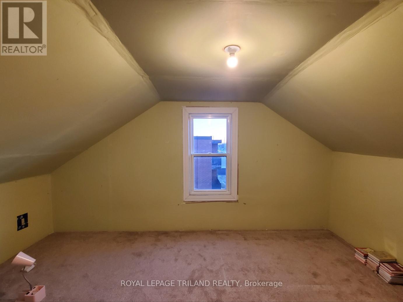 6566 Drummond Road Property Photo 32