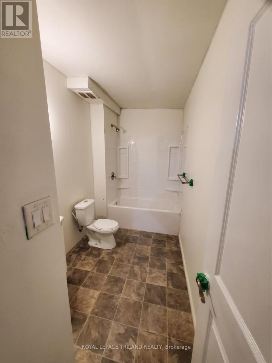 6566 Drummond Road Property Photo 37