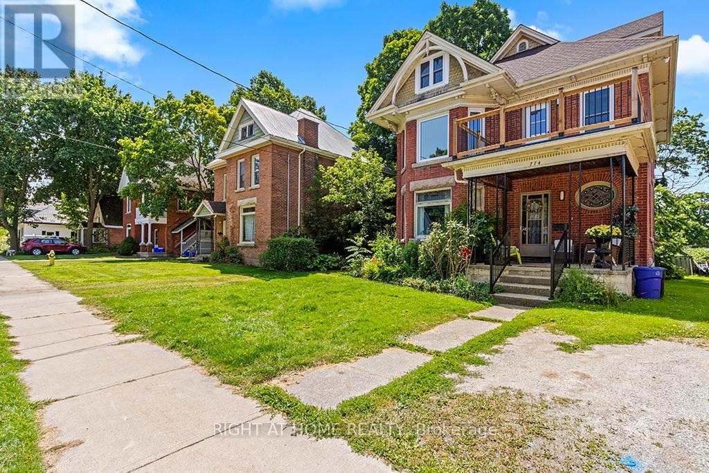 774 4TH AVENUE E Property Photo 1