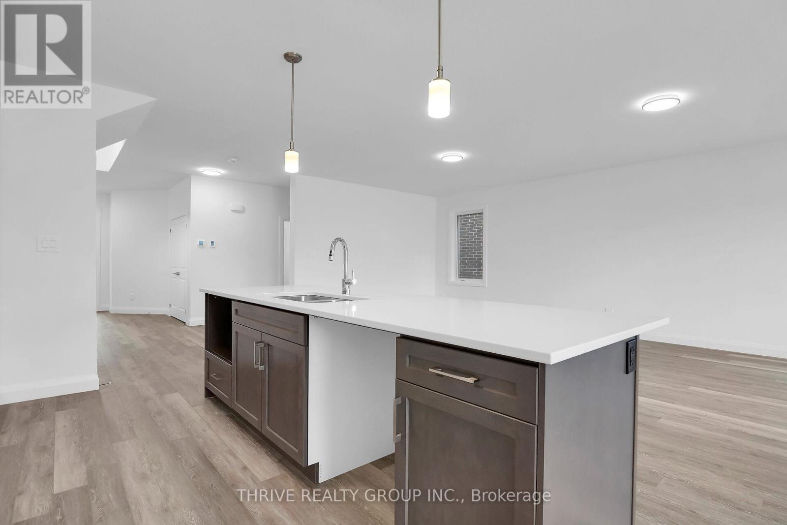 2374 Jordan Boulevard Property Photo 6