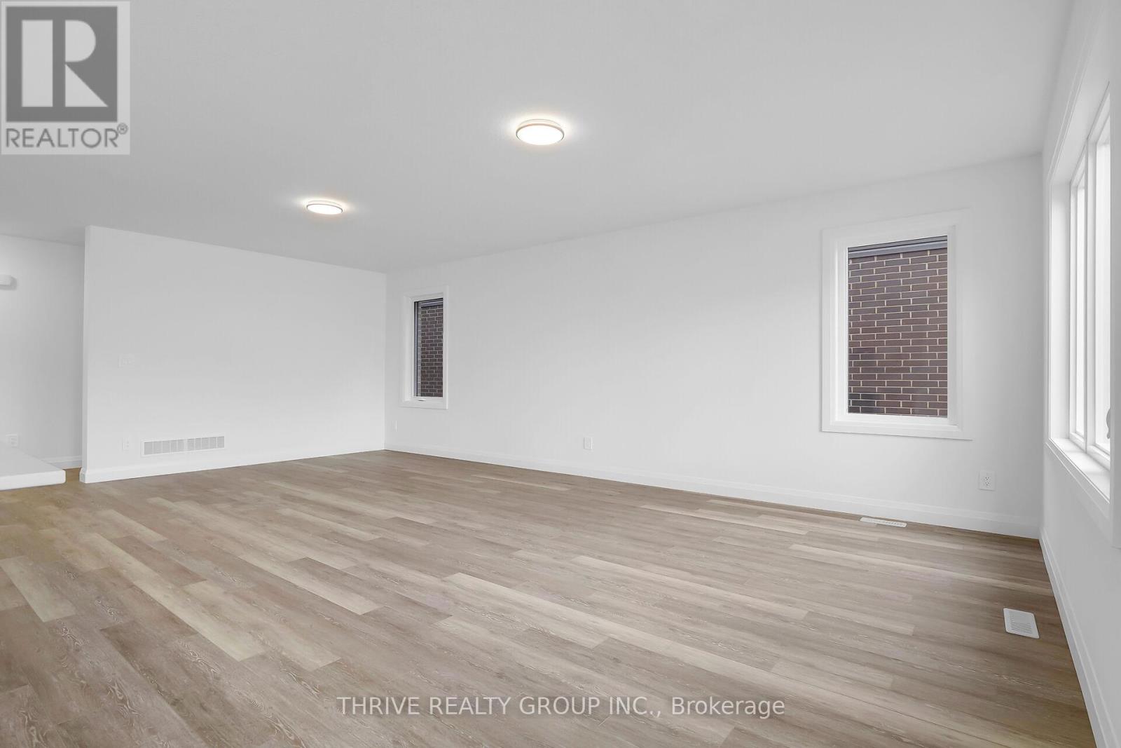 2374 Jordan Boulevard Property Photo 8